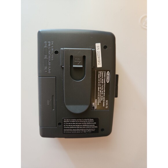 Jensen stereo cassette player with AM/FM radio - Picture 3 of 8